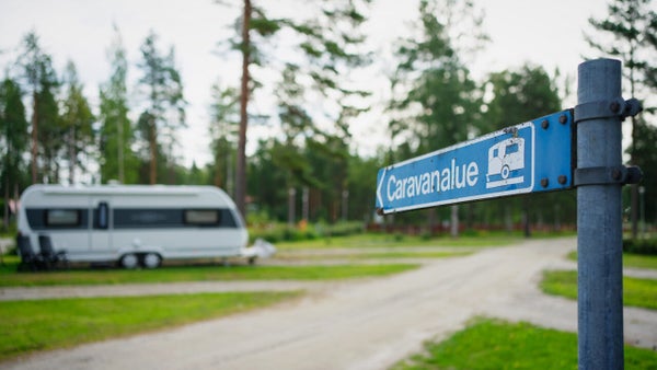 Majoitusmaksu kilpailuviikko